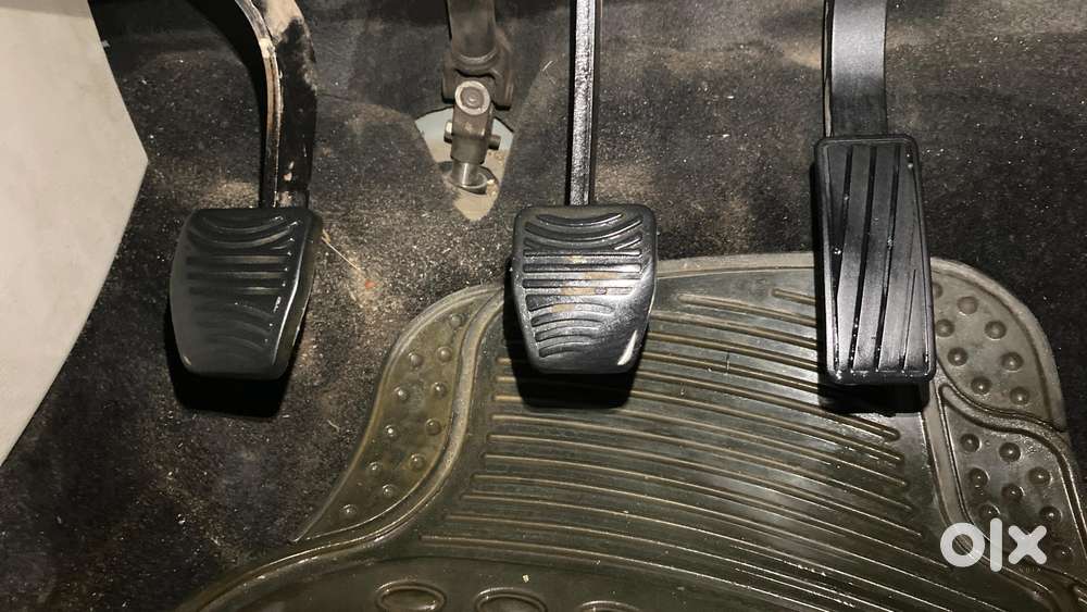 Mahindra Xuv300 W8 Option, 2021, Petrol