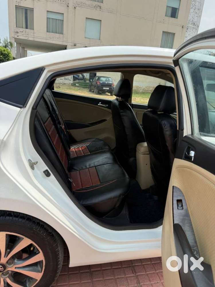 Hyundai Fluidic Verna, 2013, Diesel