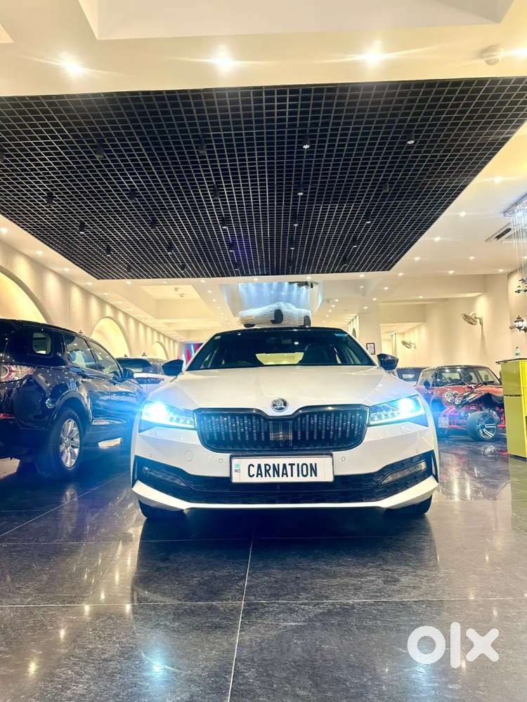 Skoda Superb, 2021, Petrol