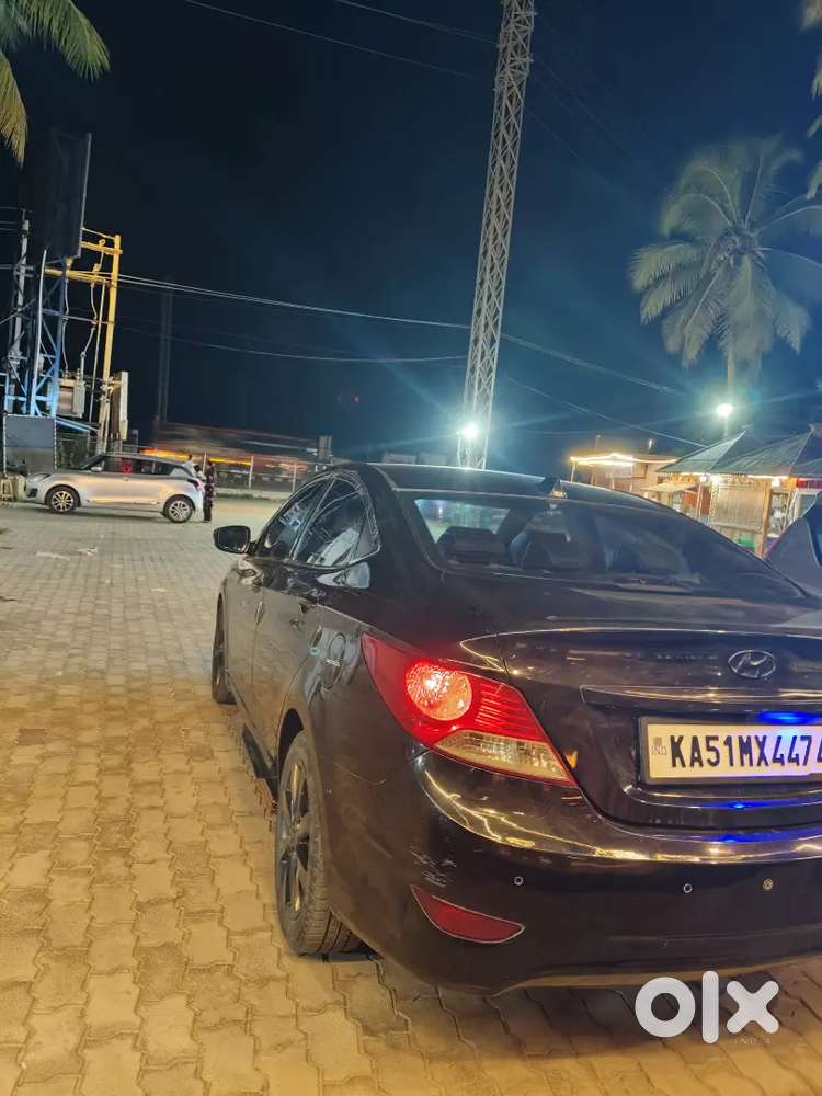 Hyundai verna SX 1.5 PETROL