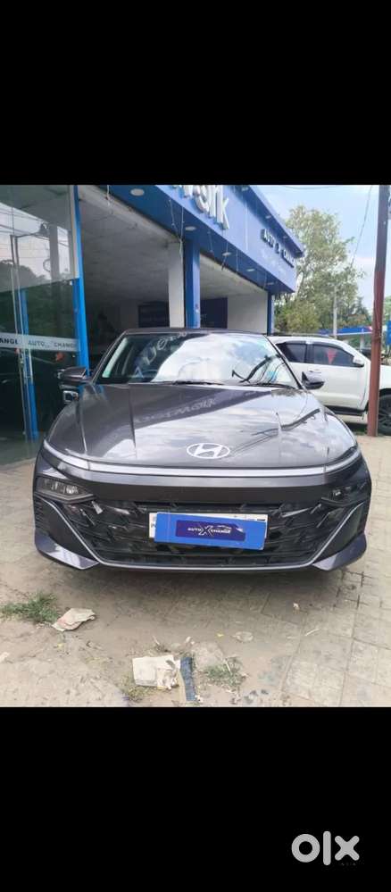 Hyundai Verna 1.5 Mpi Mt Sx (o), 2023, Petrol