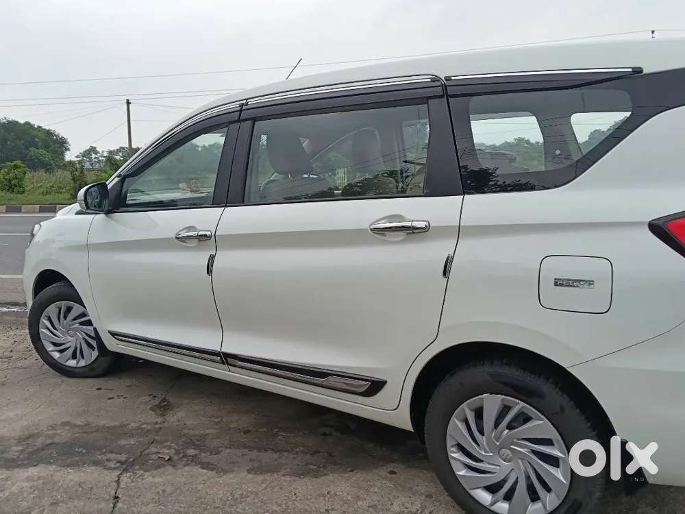 2026 Maruti Suzuki Ertiga Vxi Petrol Manual