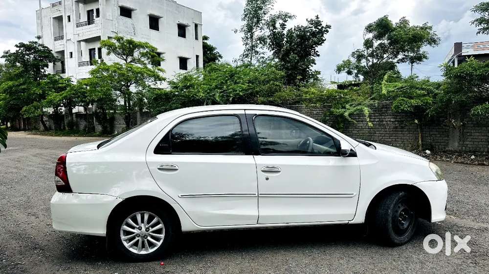 Toyota Etios 2016 Diesel 170603 Km Driven