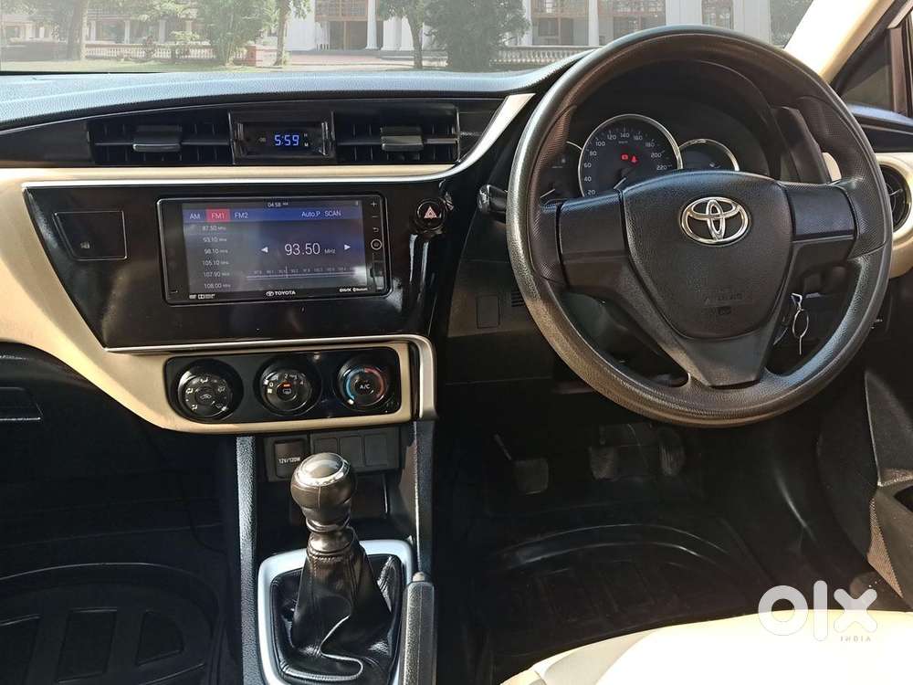 Toyota Corolla Altis