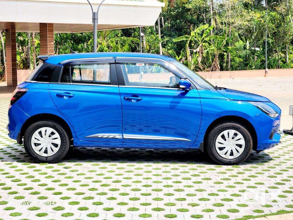 Maruti Suzuki Swift 1.2 Vxi (o), 2025, Petrol