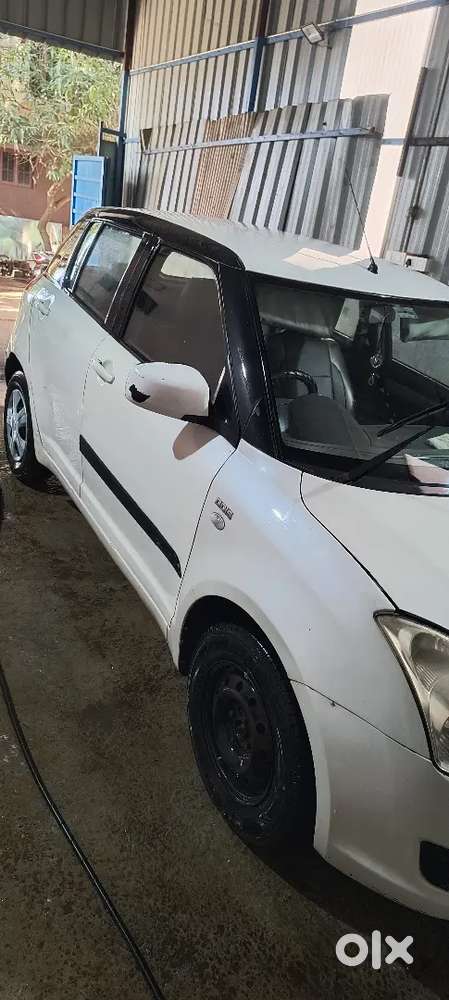 Maruti Suzuki Swift 2010