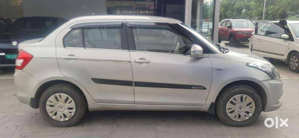 Maruti Suzuki Dzire 1.2 Vxi, 2016, Petrol