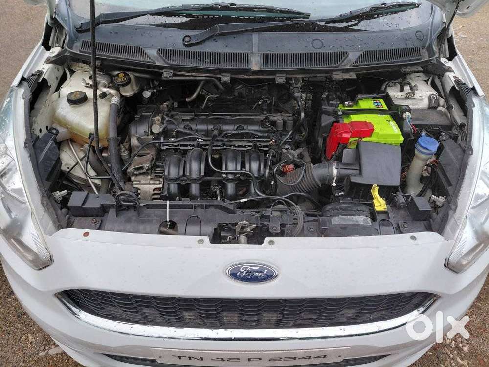 Ford Figo, 2015, Petrol