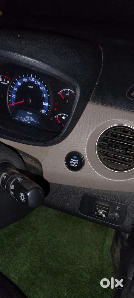Hyundai Xcent 2014 Cng & Petrol 71000 Km Driven,