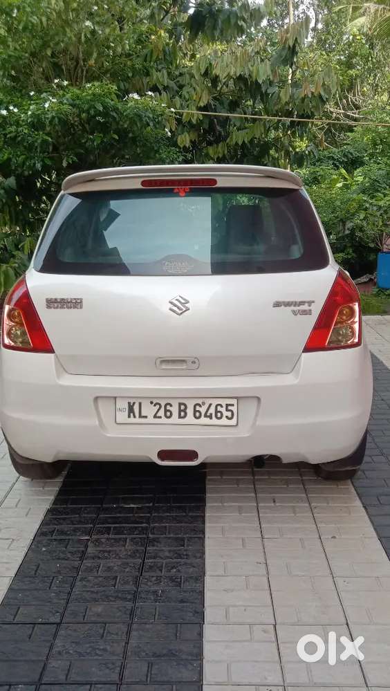 Maruti Suzuki Swift 2011