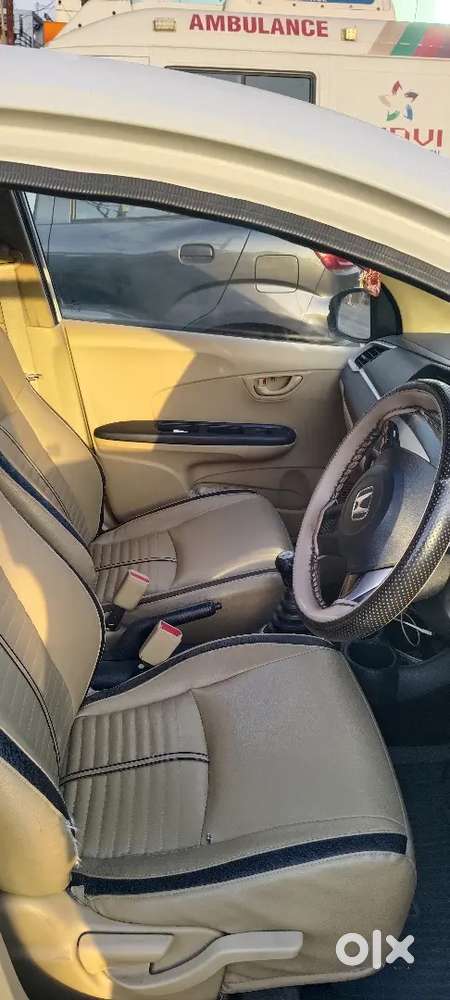 Honda Amaze Petrol &cng With Good Average And Condition.