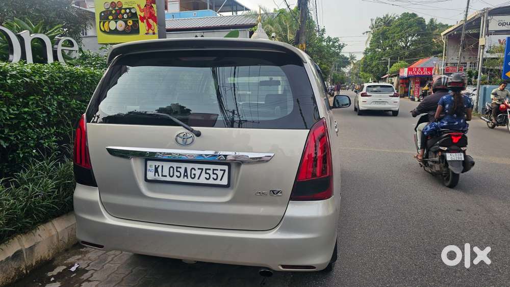 Toyota Innova 2.5 Vx 8 Str, 2013, Diesel