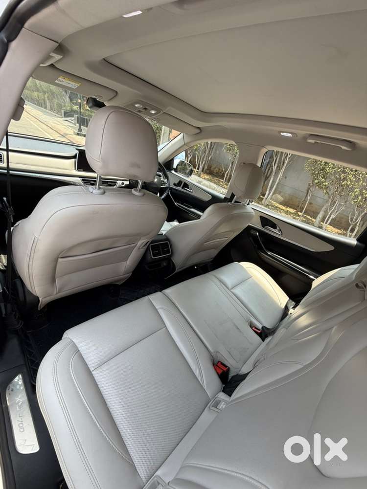 Mahindra Xuv700 Diesel 2022 Automatic Variant