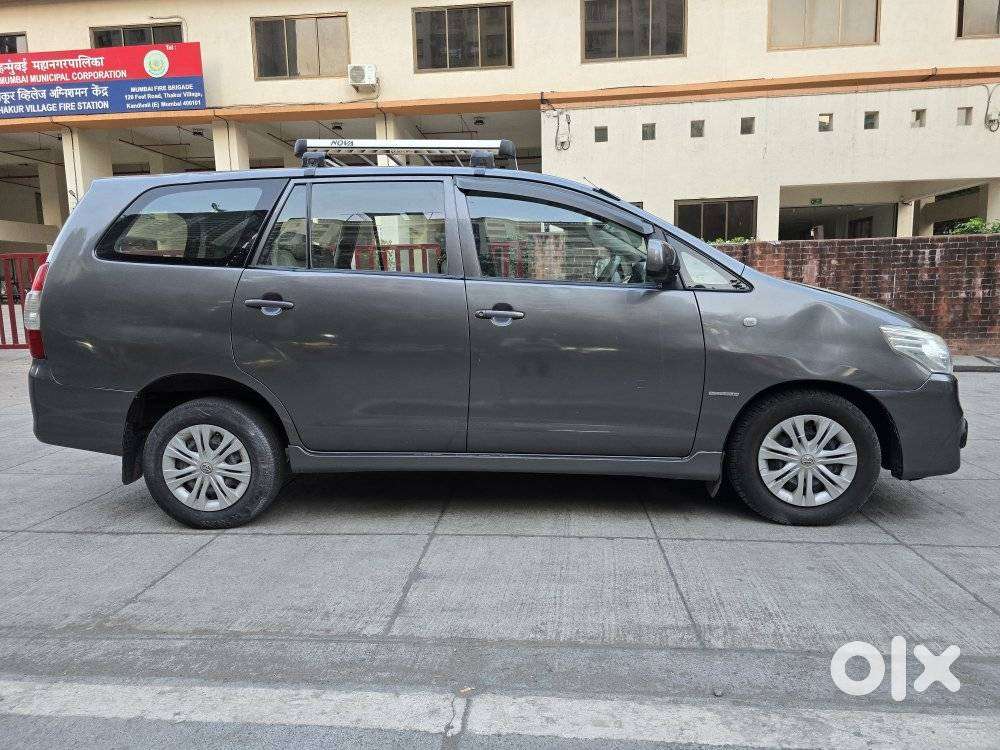 Toyota Innova 2.5 G (diesel) 8 Seater, 2013, Diesel