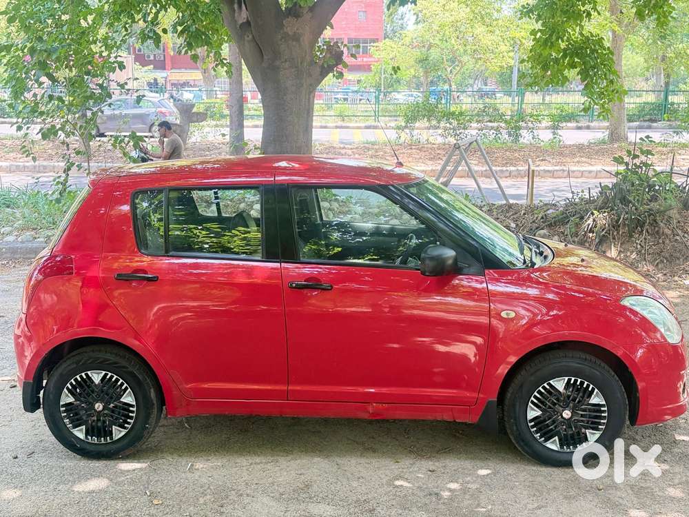 Maruti Suzuki Swift Vxi Optional, 2007, Petrol