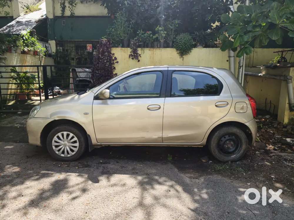 Toyota Etios Liva 2012