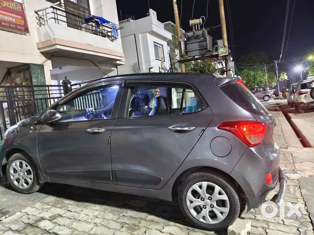 Hyundai Grand I10 Sportz 2015