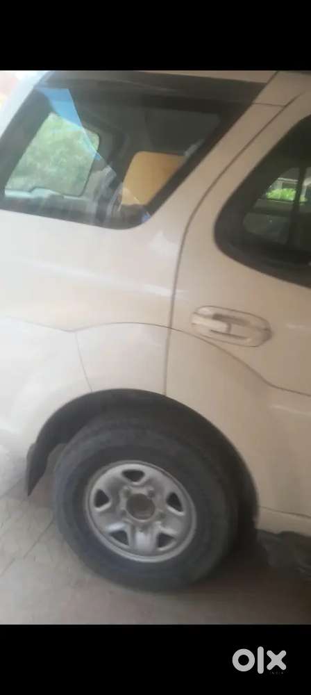 Tata Safari Storme 2015 Diesel 70000 Km Driven
