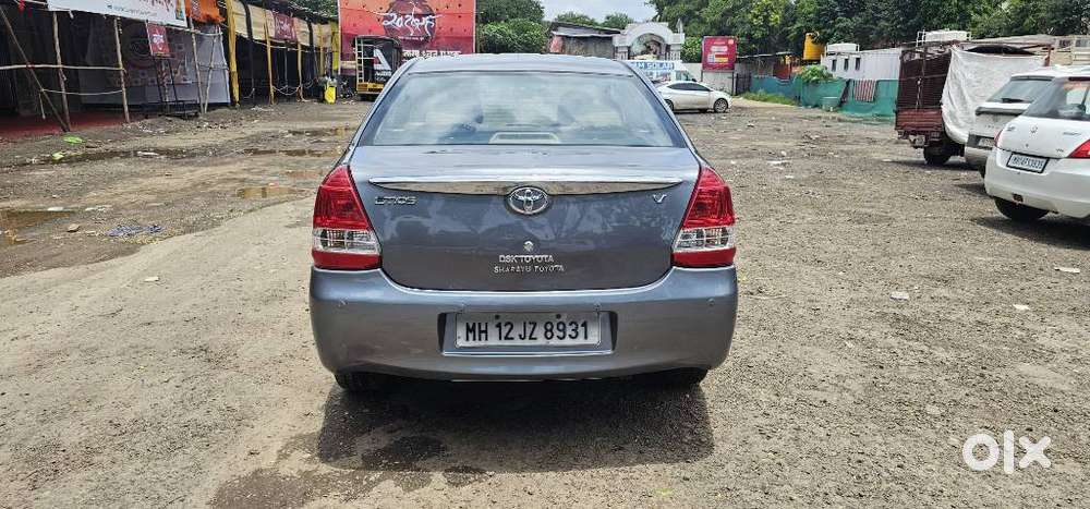 Toyota Etios V, 2013, Petrol