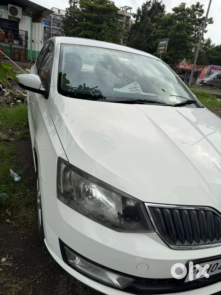Skoda Rapid Petrol 2019
