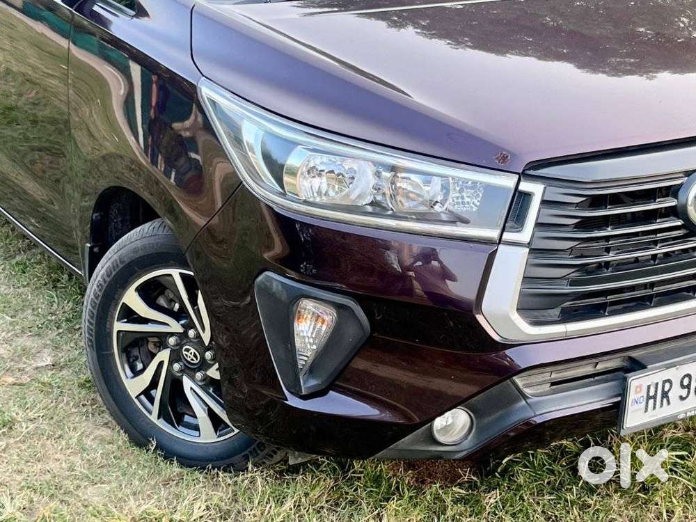 Toyota Innova Crysta 2.8 Gx At, 2020, Petrol