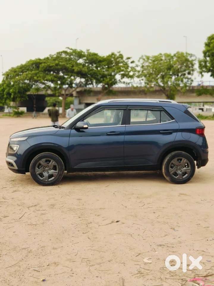 Hyundai Venue 1.2 S Plus, 2021, Petrol