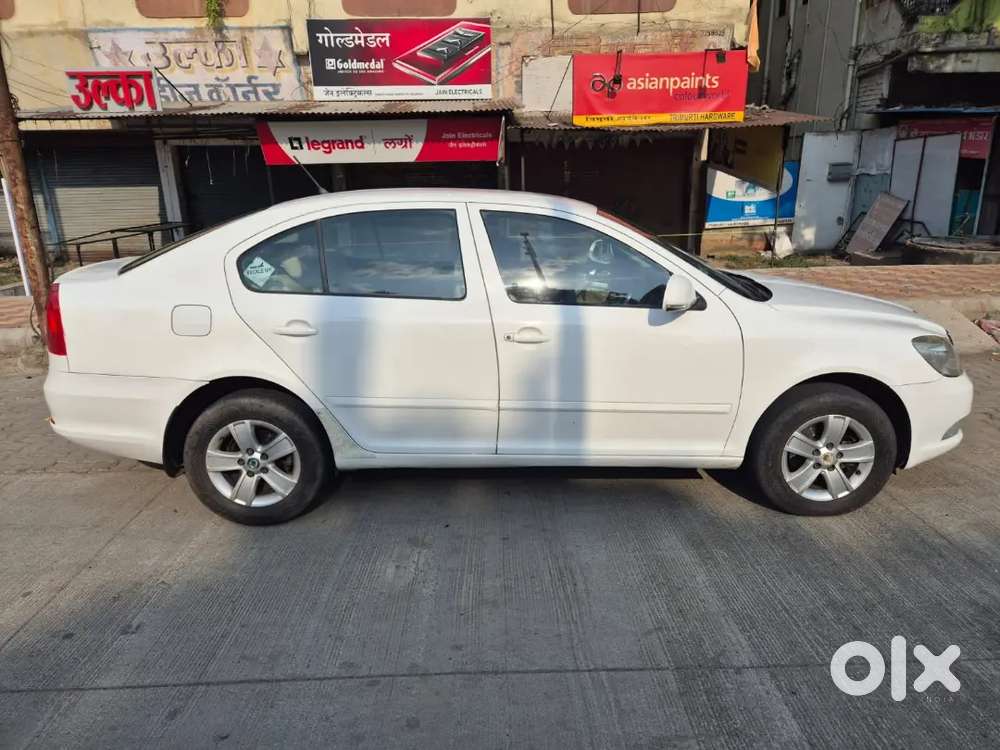 Skoda Laura 2012 Diesel 143000 Km Driven