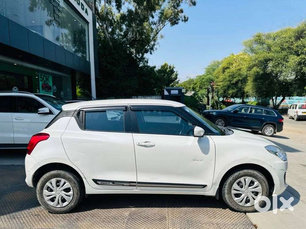Maruti Suzuki Swift Vxi 1.2 Abs Bs-iv, 2022, Petrol