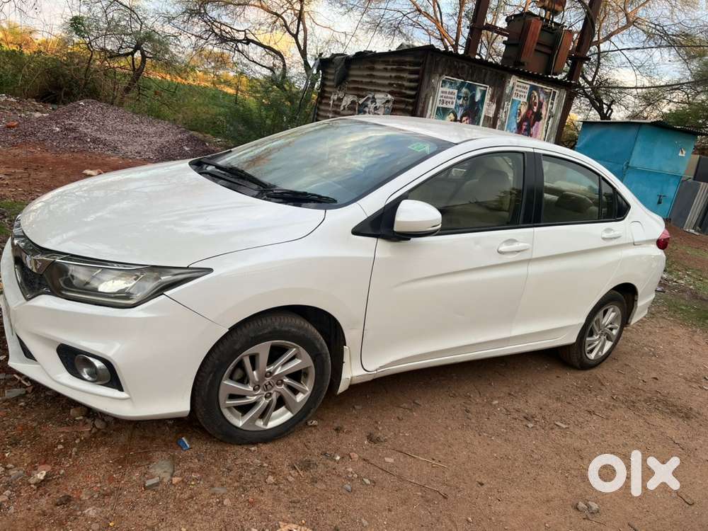 Honda Elevate Petrol 2017 Car