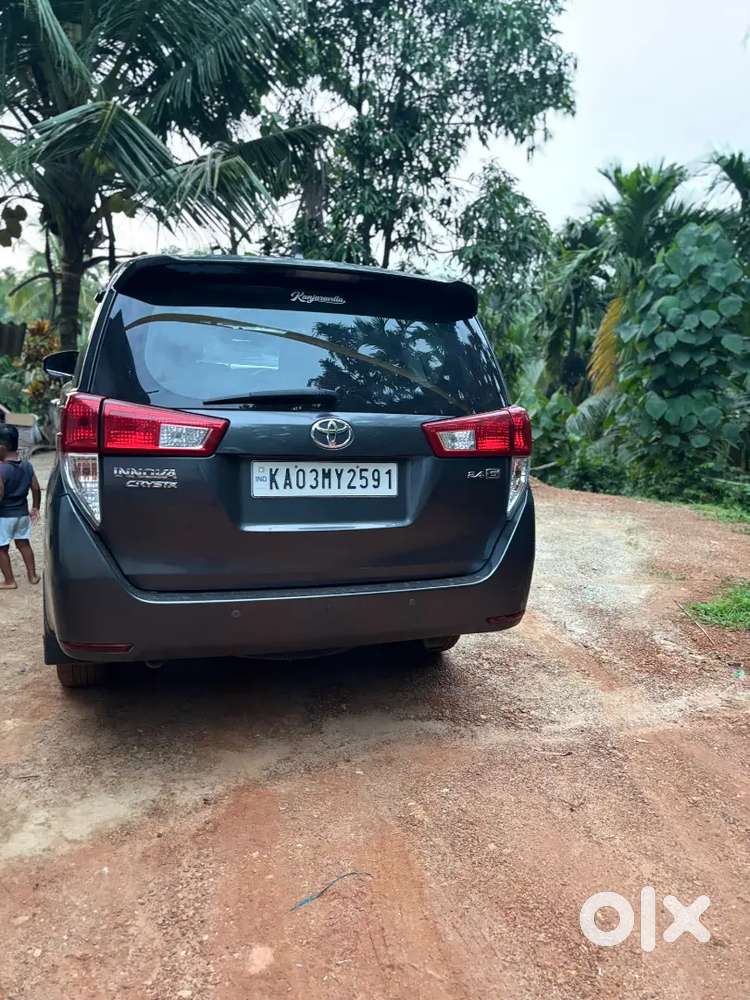 Toyota Innova Crysta 2016 Gx Mt 7