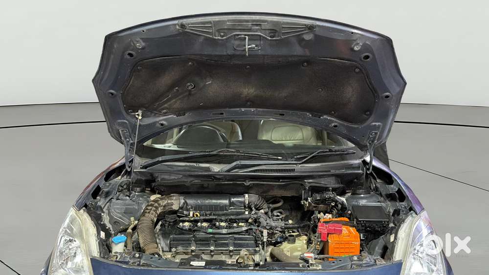 Maruti Suzuki Swift Dzire Amt Vxi, 2018, Petrol