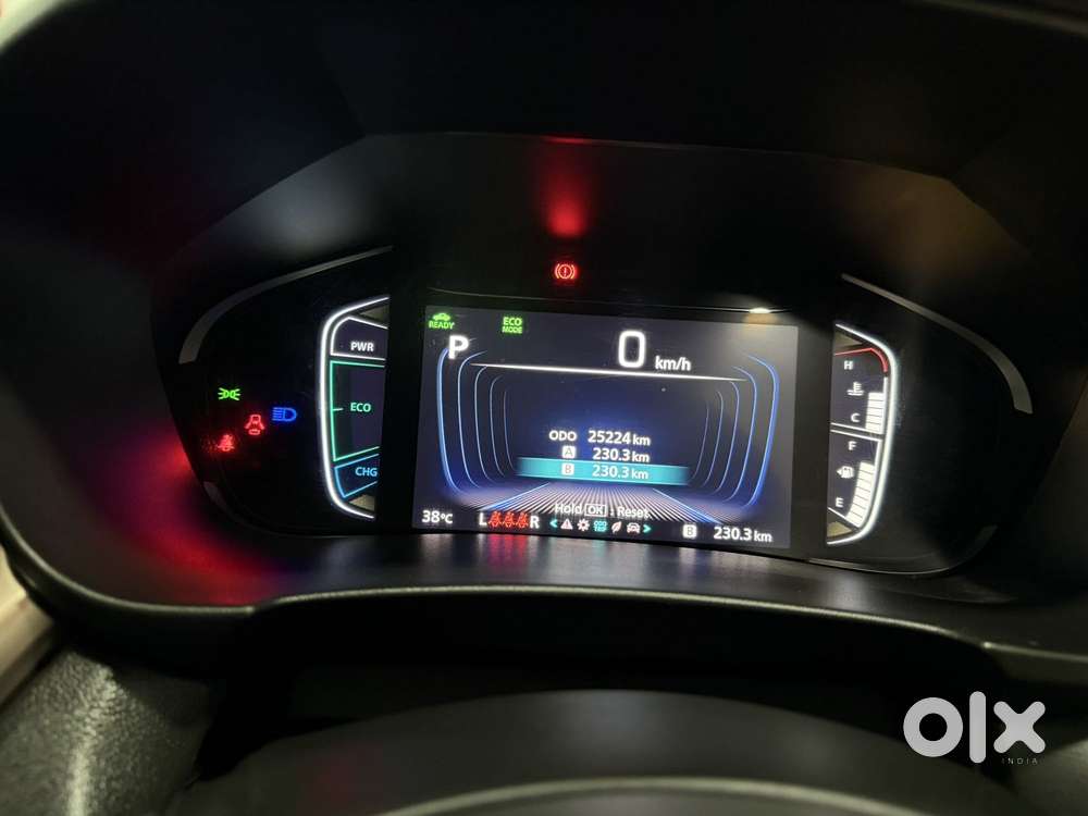 Maruti Suzuki Vitara Brezza G Smart Hybrid Alpha, 2024, Petrol