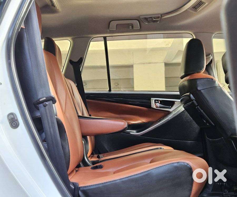 Toyota Innova Crysta 2.4 Vx Mt, 2019, Diesel