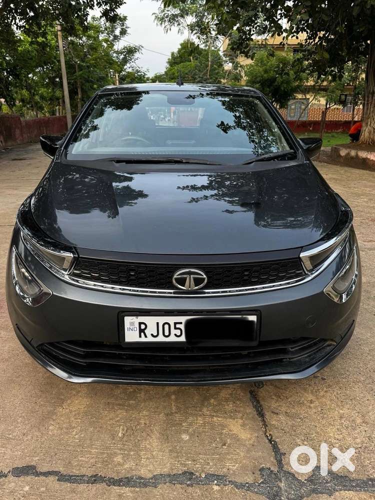 Tata Altroz Petrol 2020