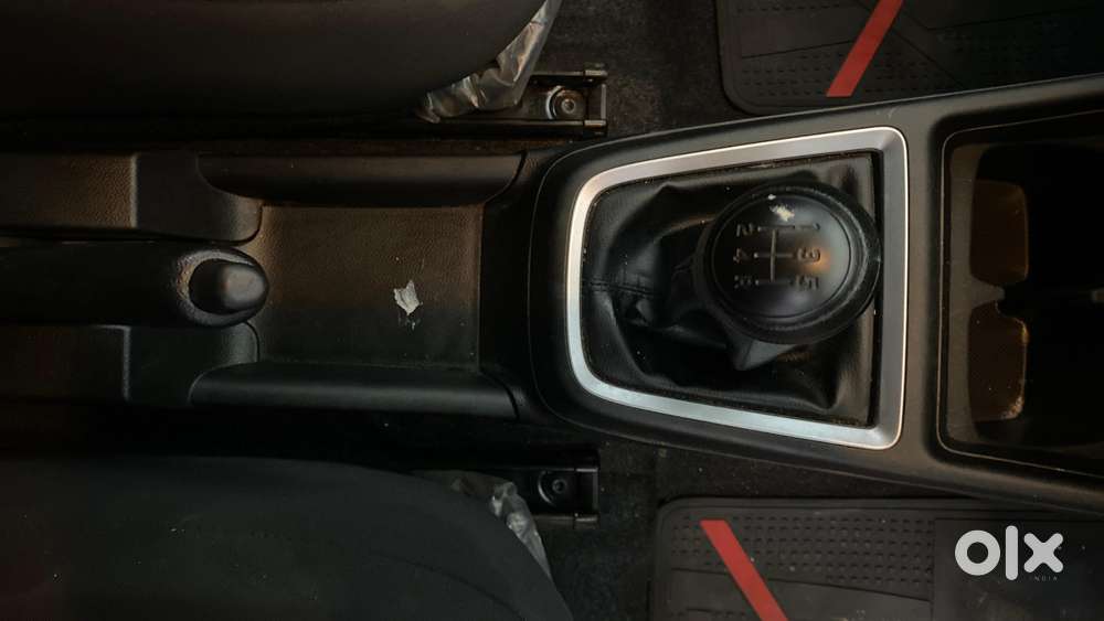 Maruti Suzuki Swift Vvt Lxi, 2023, Petrol