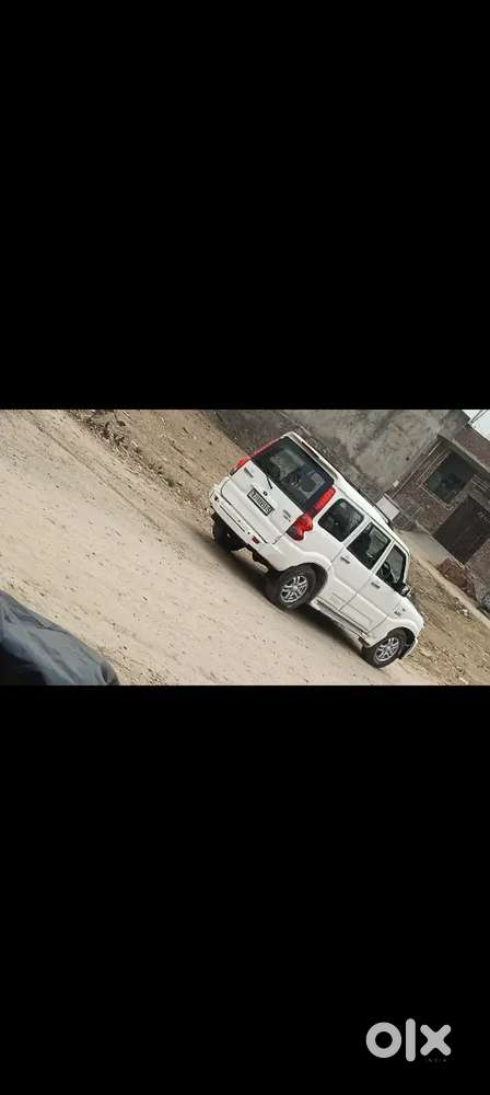 Mahindra Scorpio Getaway 2013 Diesel 95000 Km Driven