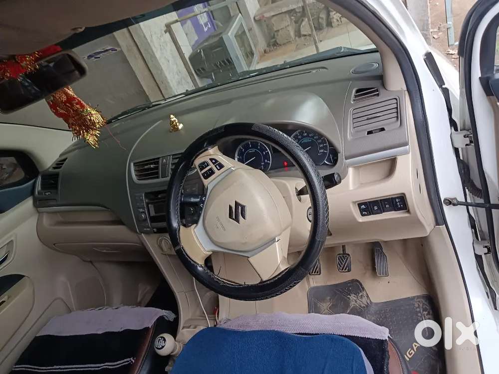 2nd Maruti Suzuki Ertiga Smart Hybrid 2017 Diesel Manual