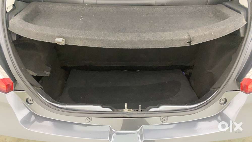 Tata Tiago 1.2 Revotron Xt Option, 2023, Petrol