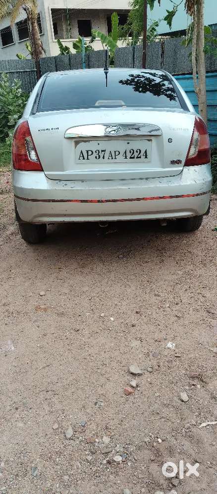 Hyundai Fluidic Verna 2006 Petrol 100000 Km Driven