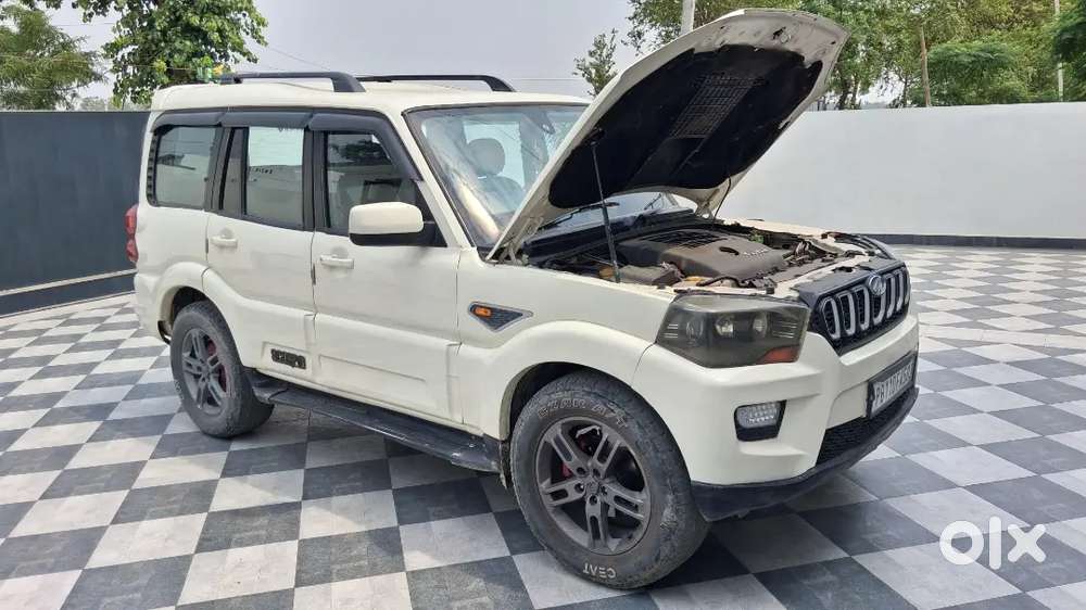 Mahindra Scorpio 2015 Diesel 122000 Km Driven