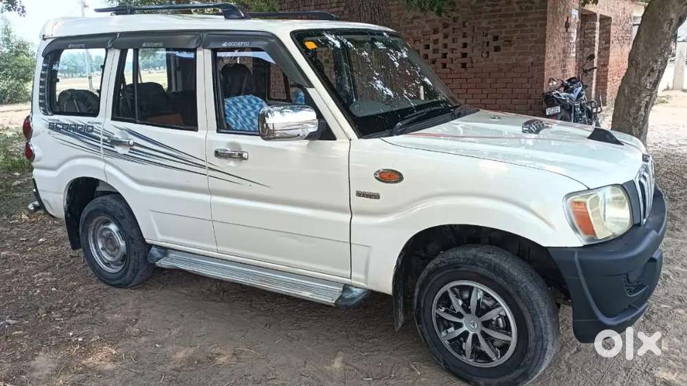 Mahindra Scorpio 2011 Diesel 210 Km Driven