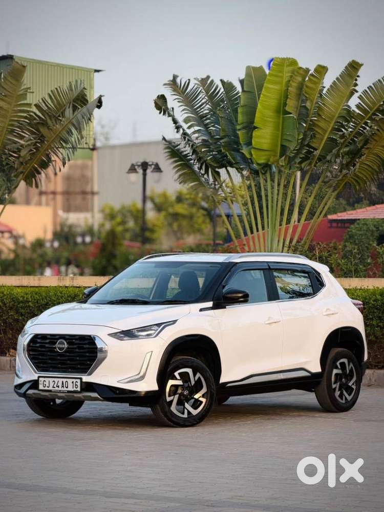 Nissan Magnite 1.0 Xv Executive, 2022, Petrol