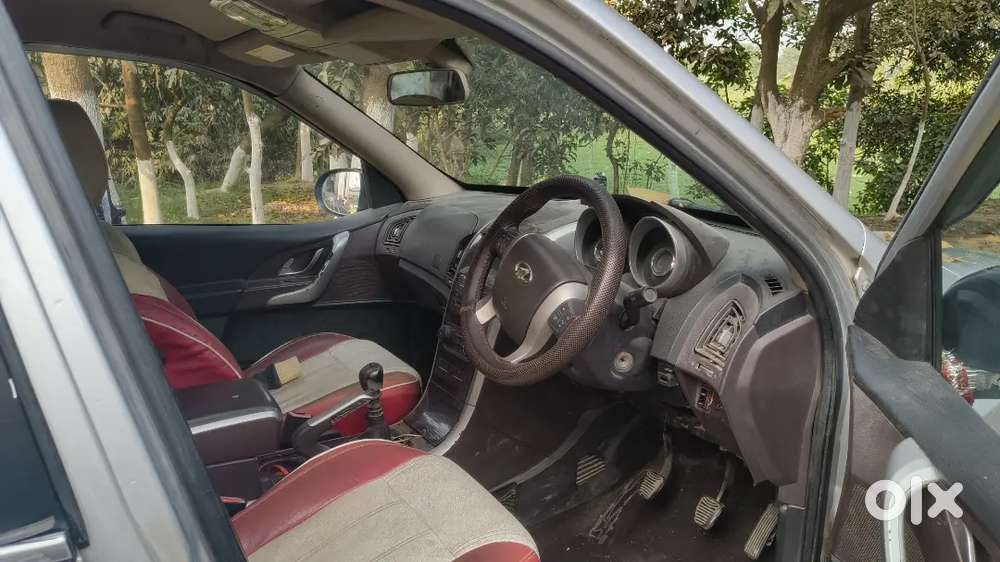 Mahindra Xuv500 2014 Diesel 80000 Km Driven