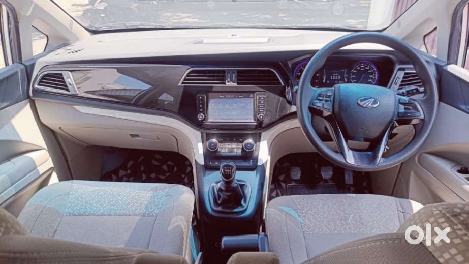 Mahindra Marazzo 1.5 M6 Plus 7 Str, 2022, Diesel