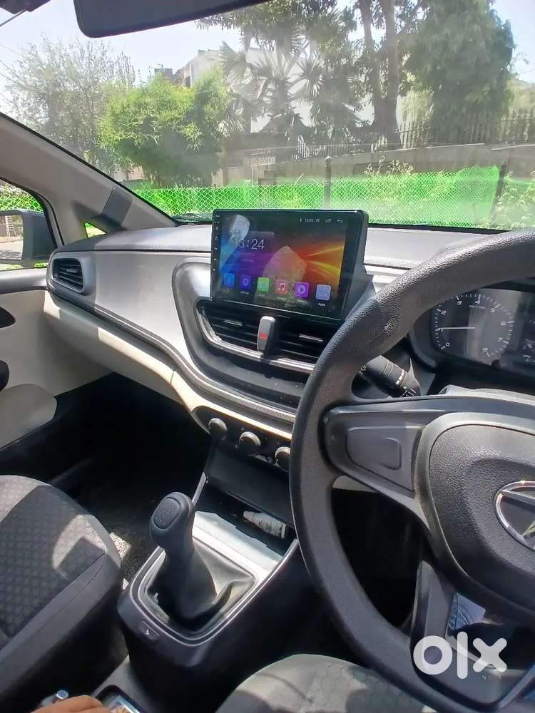 Altroz Xe Petrol Manual