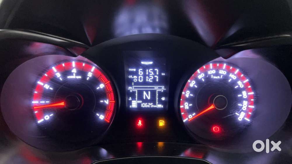 Mahindra Xuv300 W6, 2023, Petrol