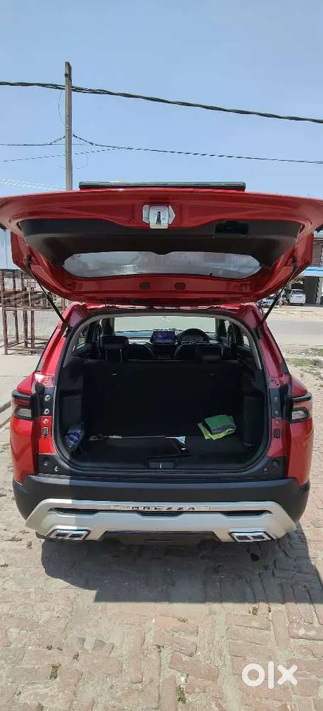 Maruti Suzuki Brezza 17 Dec. 2023 Petrol Well Maintained .