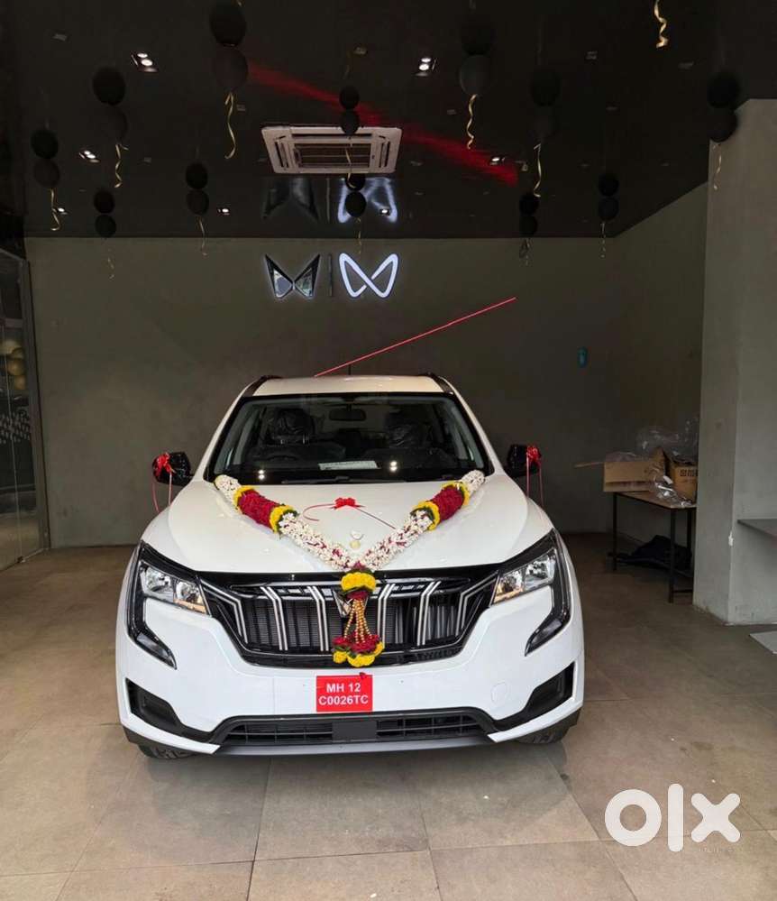 Mahindra Xuv700 Petrol 2025