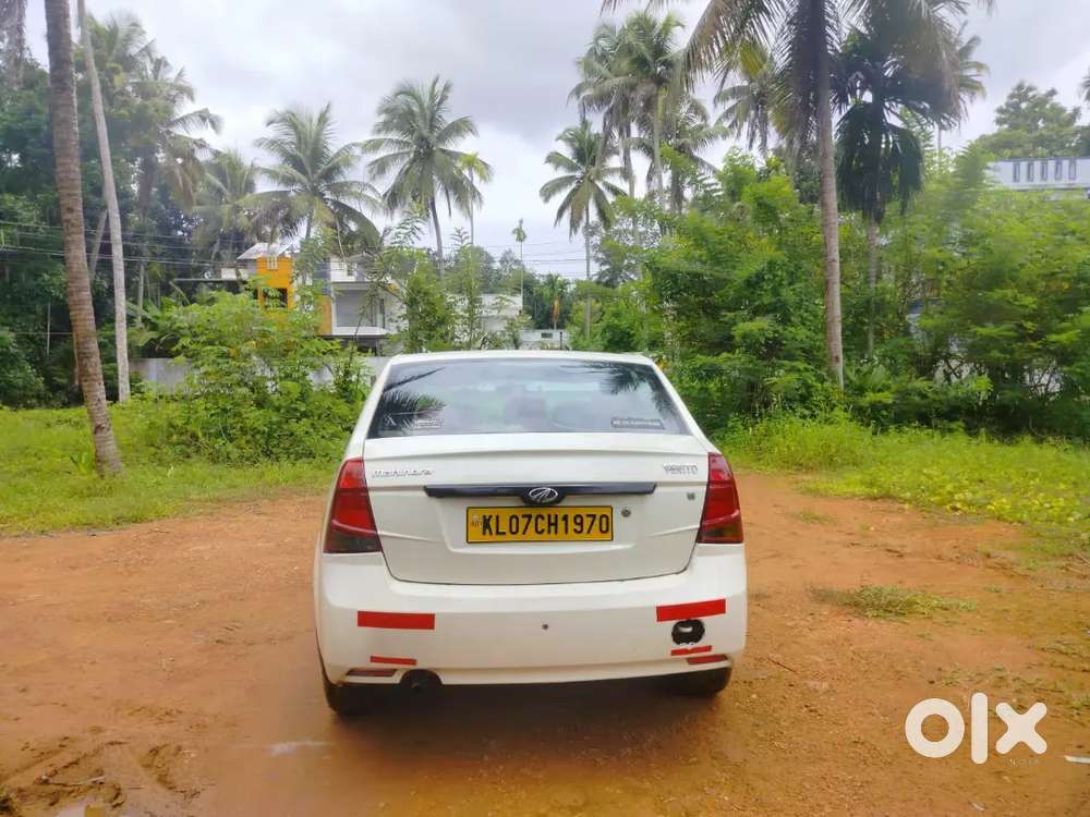 Mahindra Verito D2