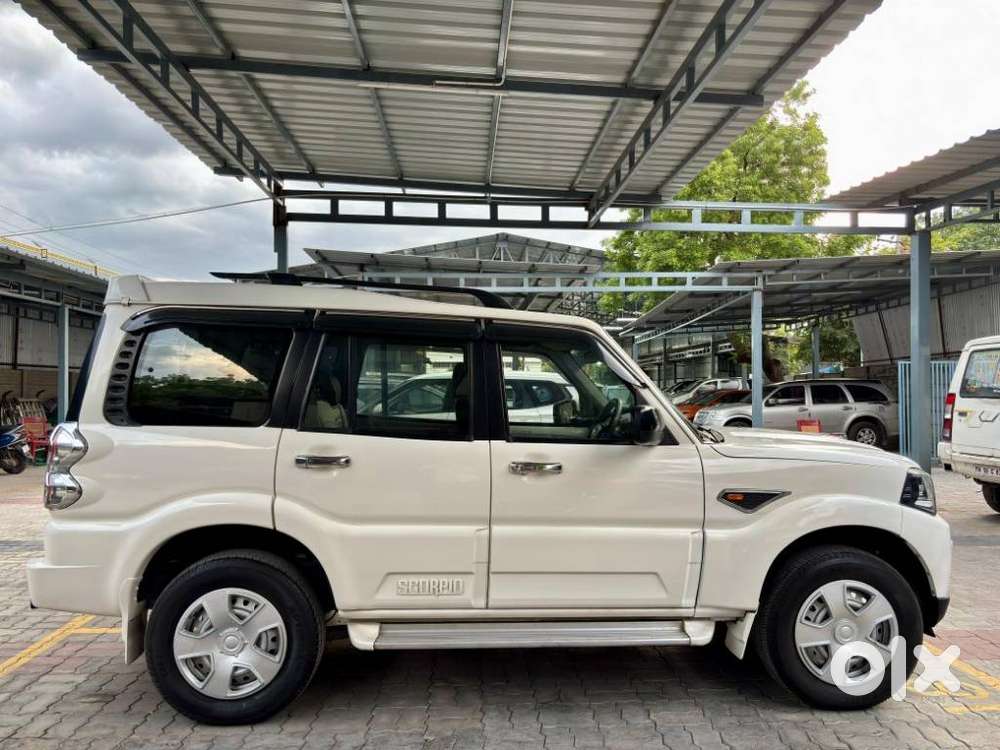 Mahindra Scorpio S4 4wd, 2015, Diesel